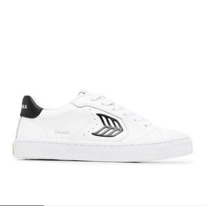 Cariuma White and Black Women's Sneakers